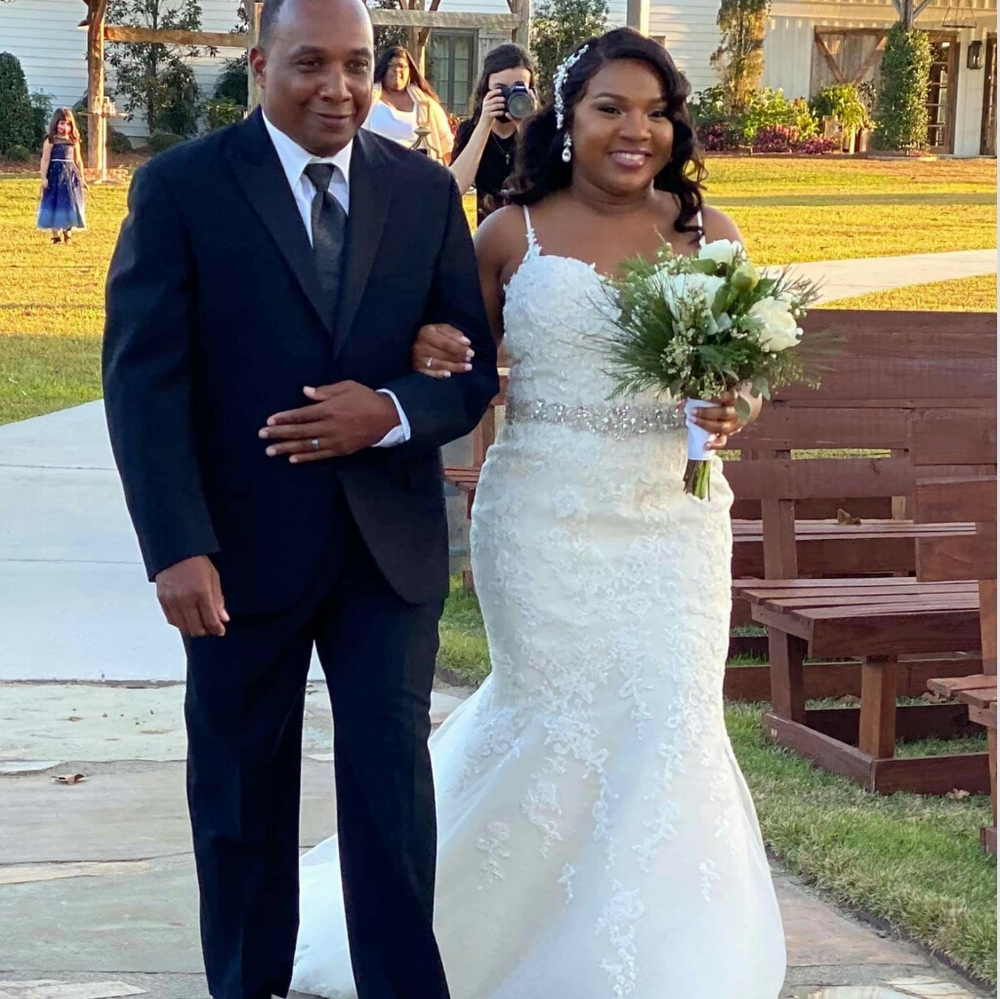 Make an offer! Beautiful Wedding Dress